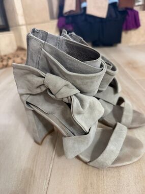 Jeffrey Campbell Light Gray Suede Bow Heel Sandals